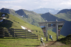 Tor zum Hacklberg Trail Saalbach