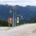 Start von Milky Way (blau), Strada Del Sole (rot) und Hill Bill (schwarz) bei der Waldbahn Bergstation
