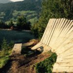 Wallride und Drop im Bikepark Hindelang